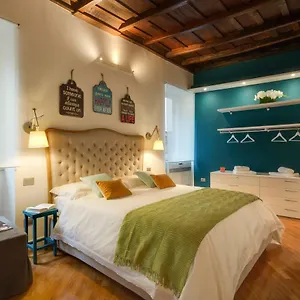 Apartment Rhomenjoy Open Space Colosseo, Rom