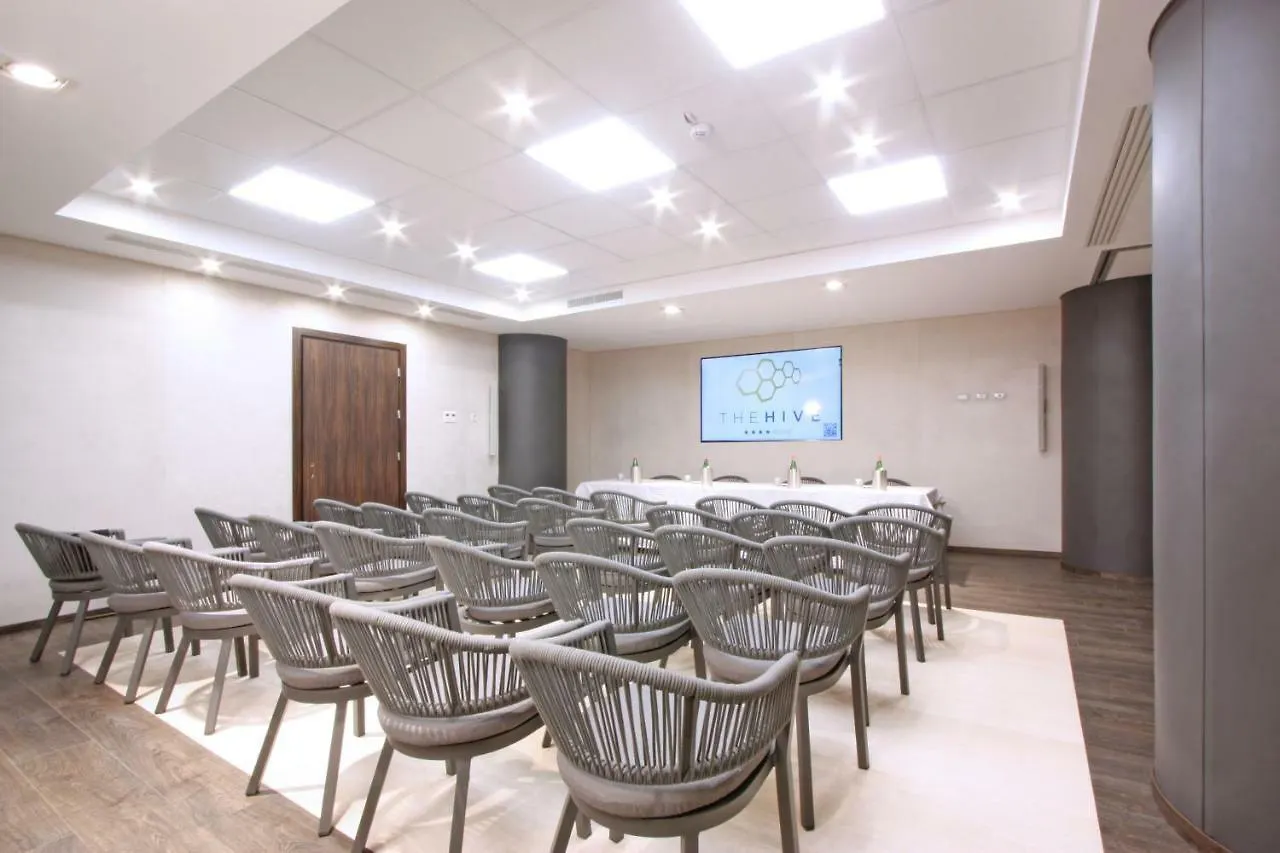 The Hive Hotel Рим 4*,  Италия