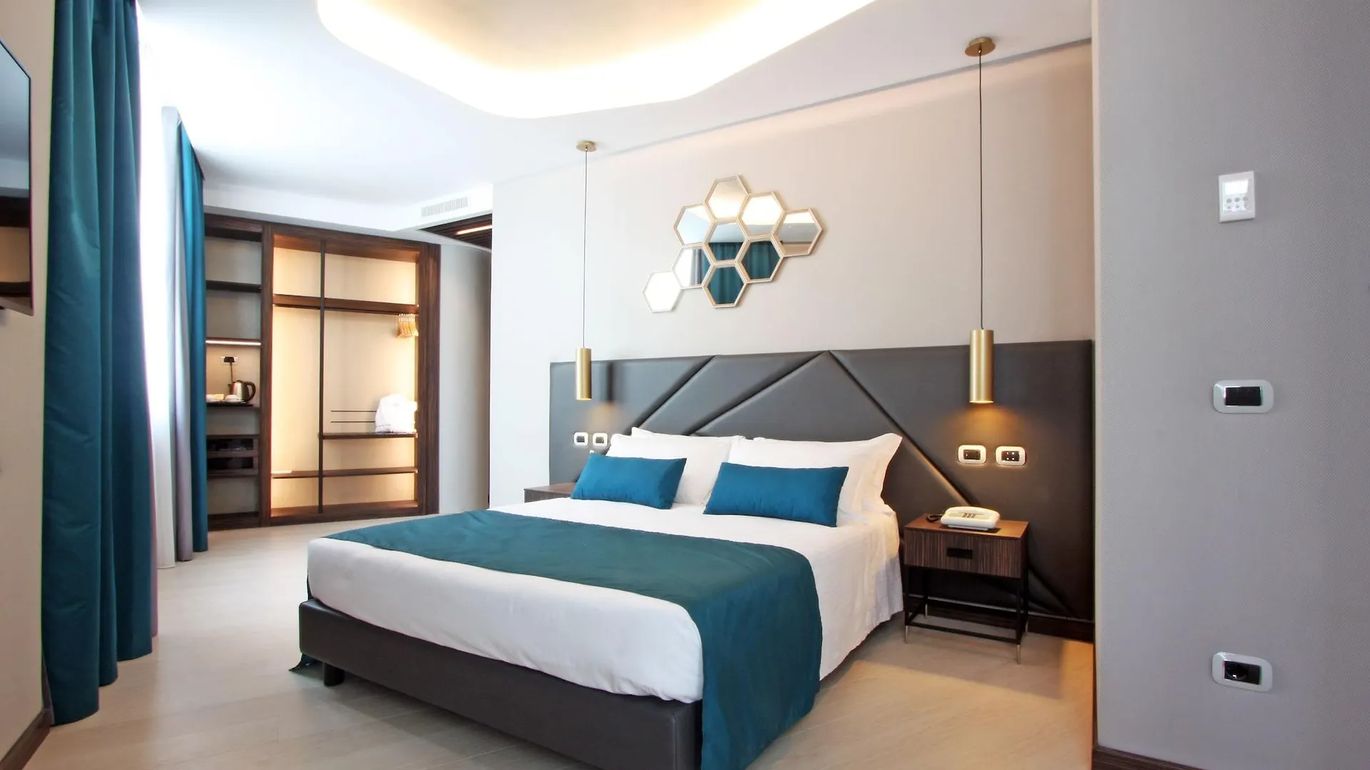 The Hive Hotel Ρώμη 4*,  Ιταλία