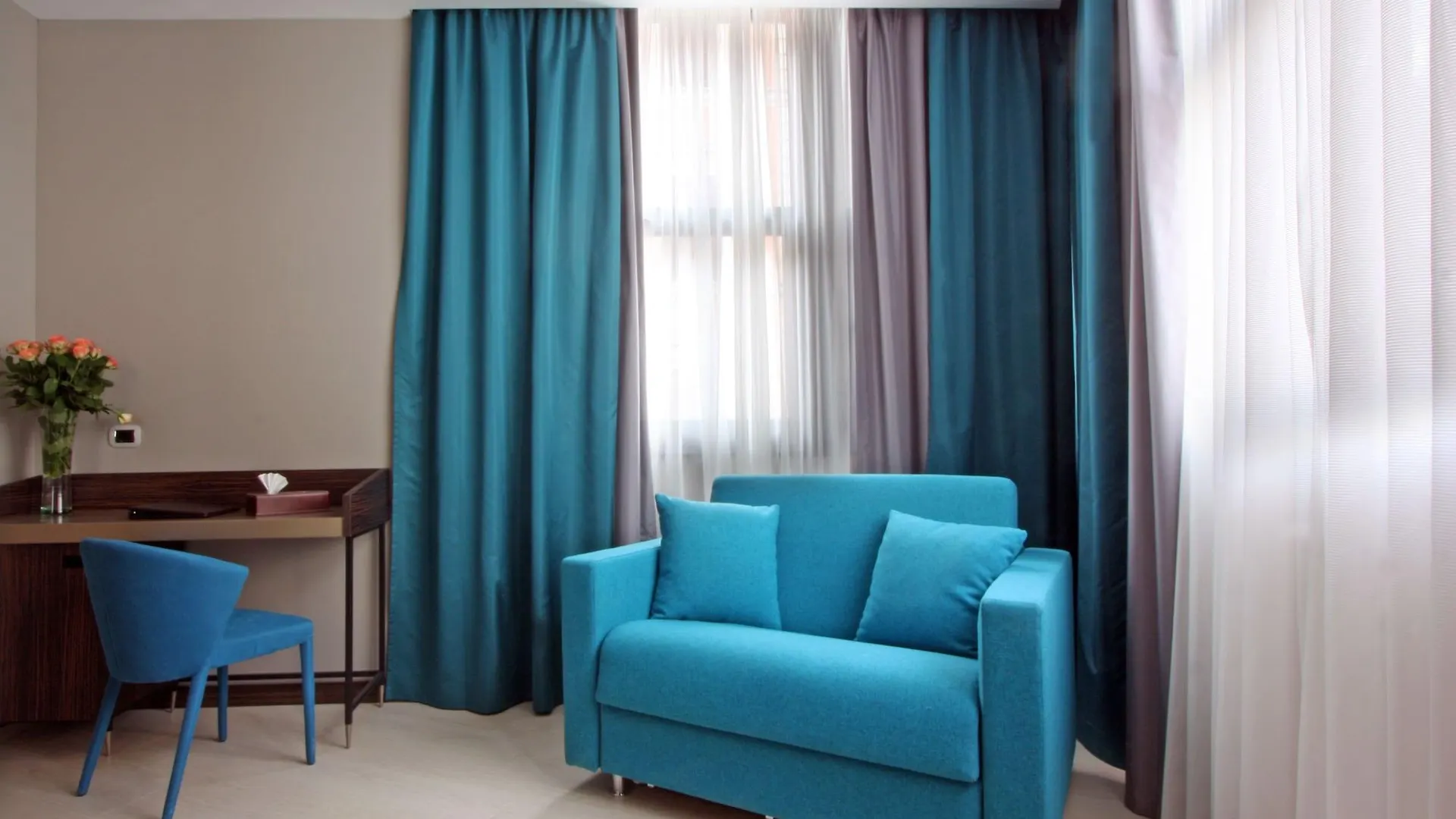 The Hive Hotel Ρώμη 4*,
