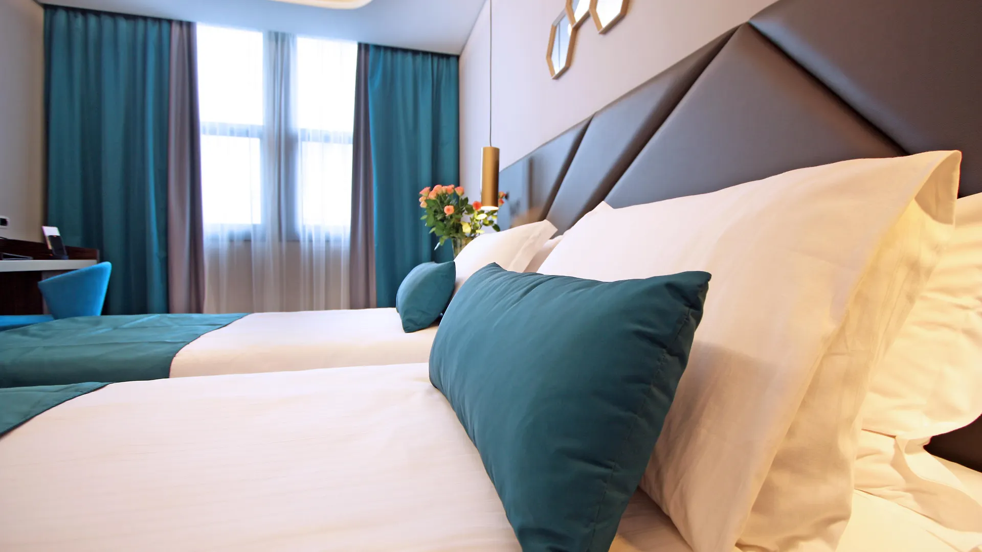 ****  The Hive Hotel Rzym Włochy